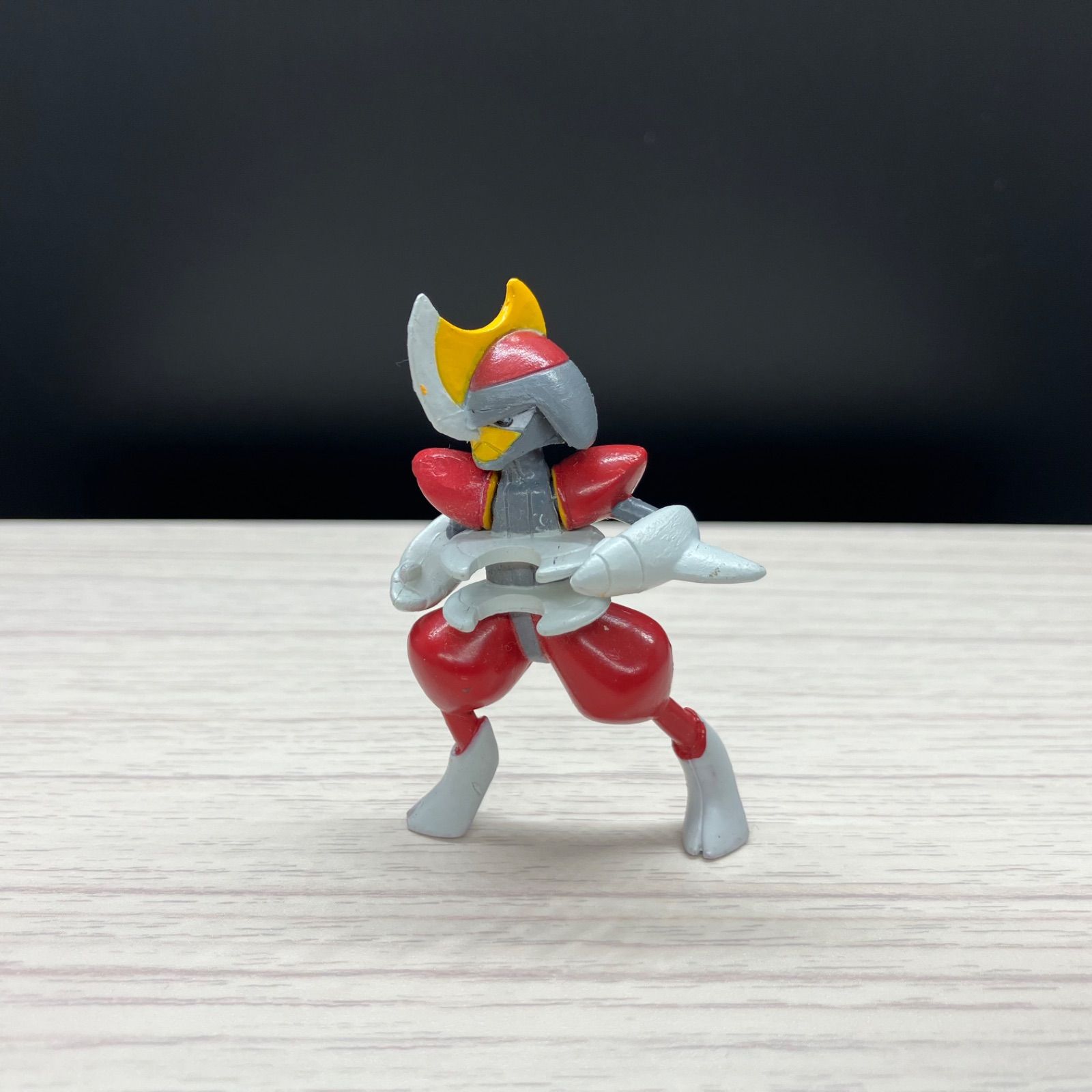 ポーズフィギュア キリキザン 【A-4 ポケモン フィギュア】 - メルカリ