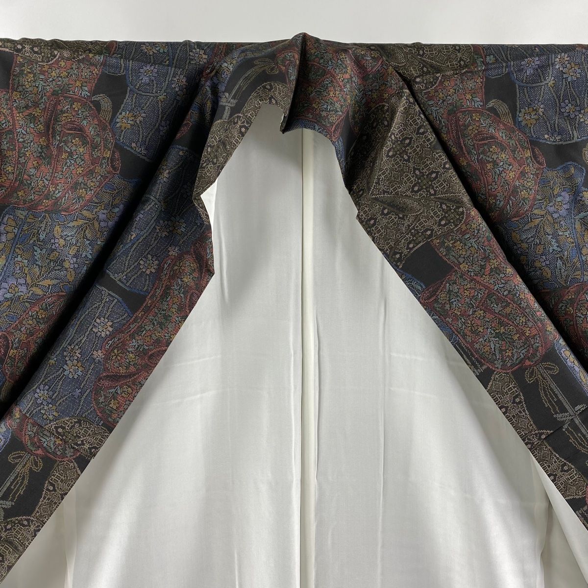 紬 身丈165.5cm 裄丈66.5cm 正絹 美品 秀品 【中古】 