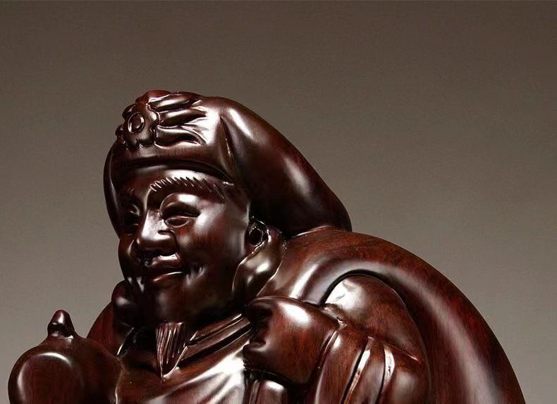 新品☆仏教美術 精密細工 木彫り 黒檀木 観音菩薩座像 仏像 置物 新品☆仏教美術 精密細工 木彫り 黒檀木 観音菩薩座像 仏像 置物