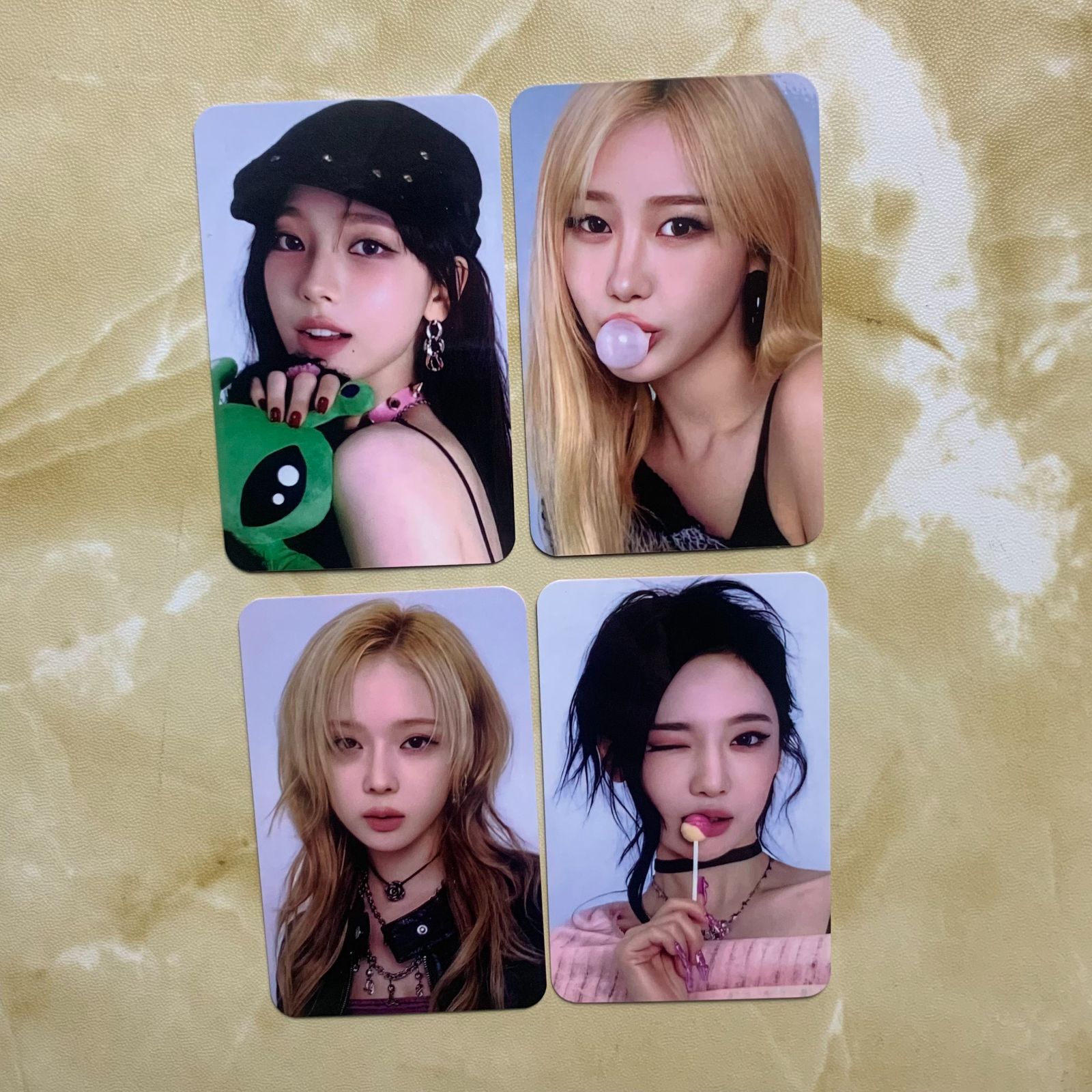 匿名配送 aespa ktown4u SMtown30 周年 ラキドロ トレカ 4枚1セット