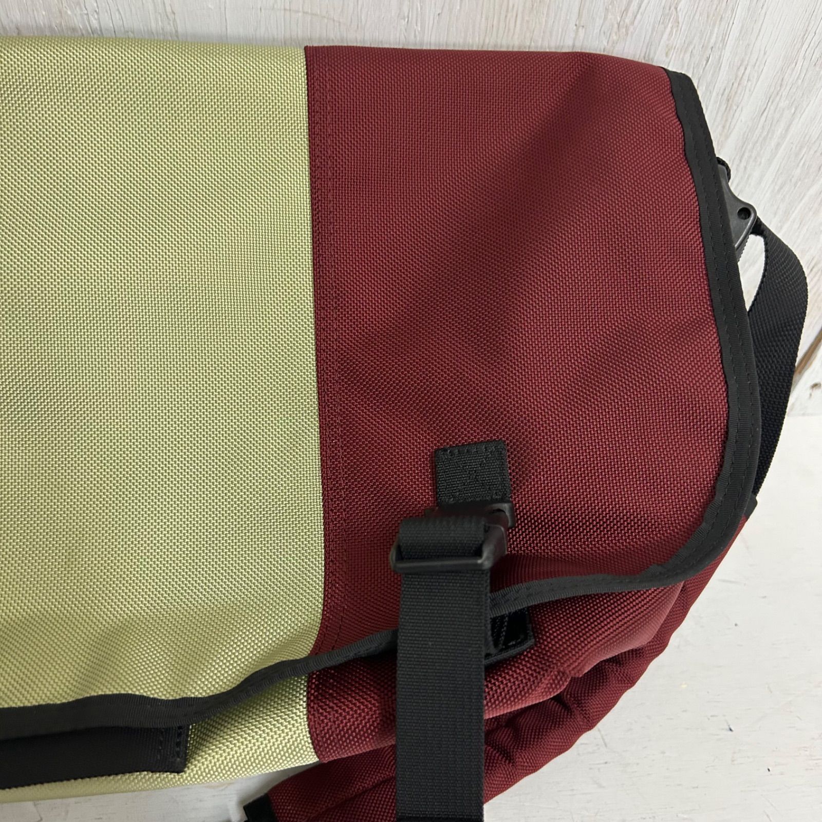 TIMBUK2 メッセンジャーバック ショルダーバッグ グリーン 赤 M