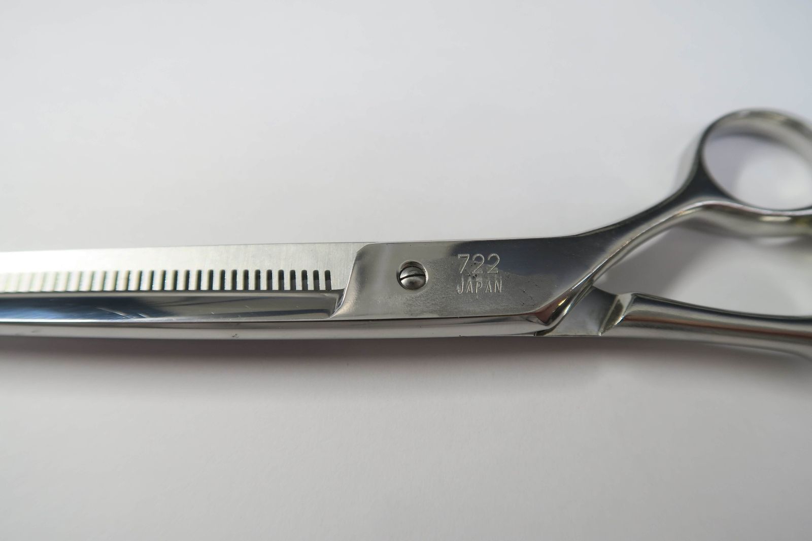 Cランク【光シザー HIKARI ヒカリ】 THINNING 722 セニング 美容