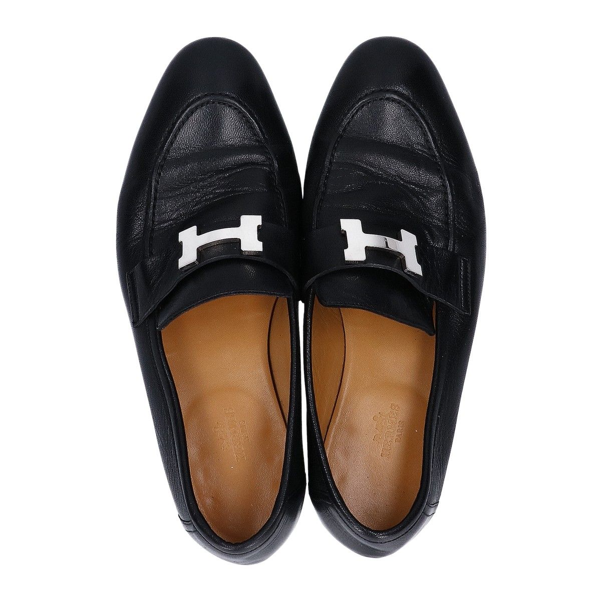 カジュアル *HERMES* モカシン Impact シルバーグレナンクラスプ モカシン 《インパクト》 | Hermès - エルメス-公式サイト
