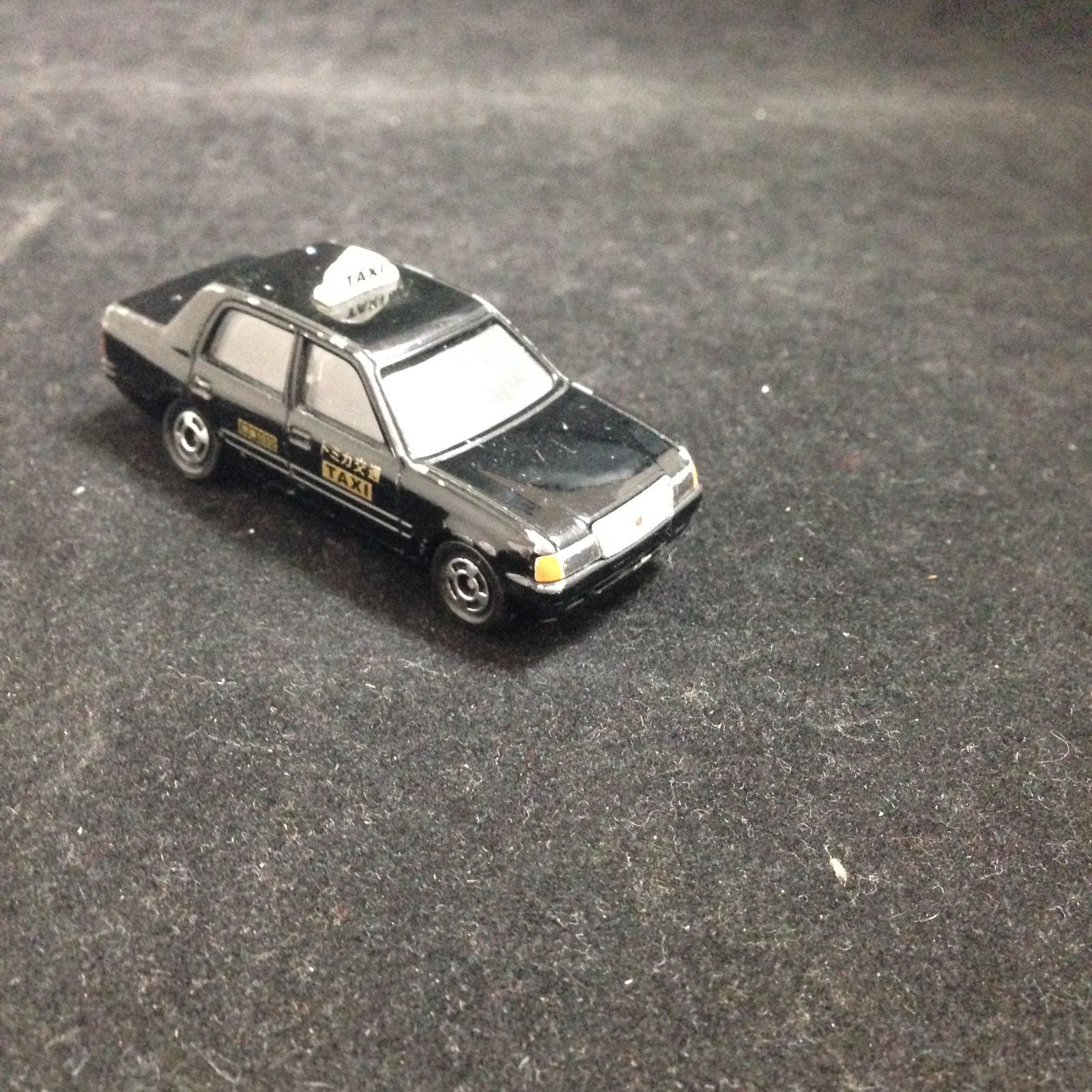 トミカ　ミニカーまとめ売り71台 トミカ ミニカーまとめ売り 71台 （消防、警察、工事車両、バス