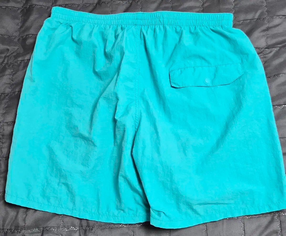 patagonia パタゴニア ハーフパンツ エメラルド