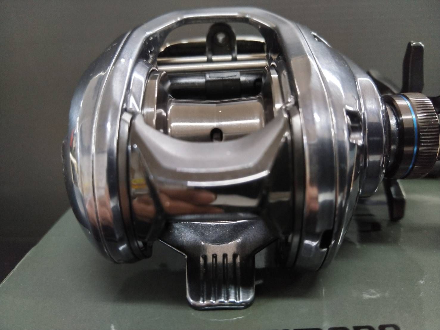 シマノ 24 SLX 70HG バス ベイト リール(02) 【公式通販】