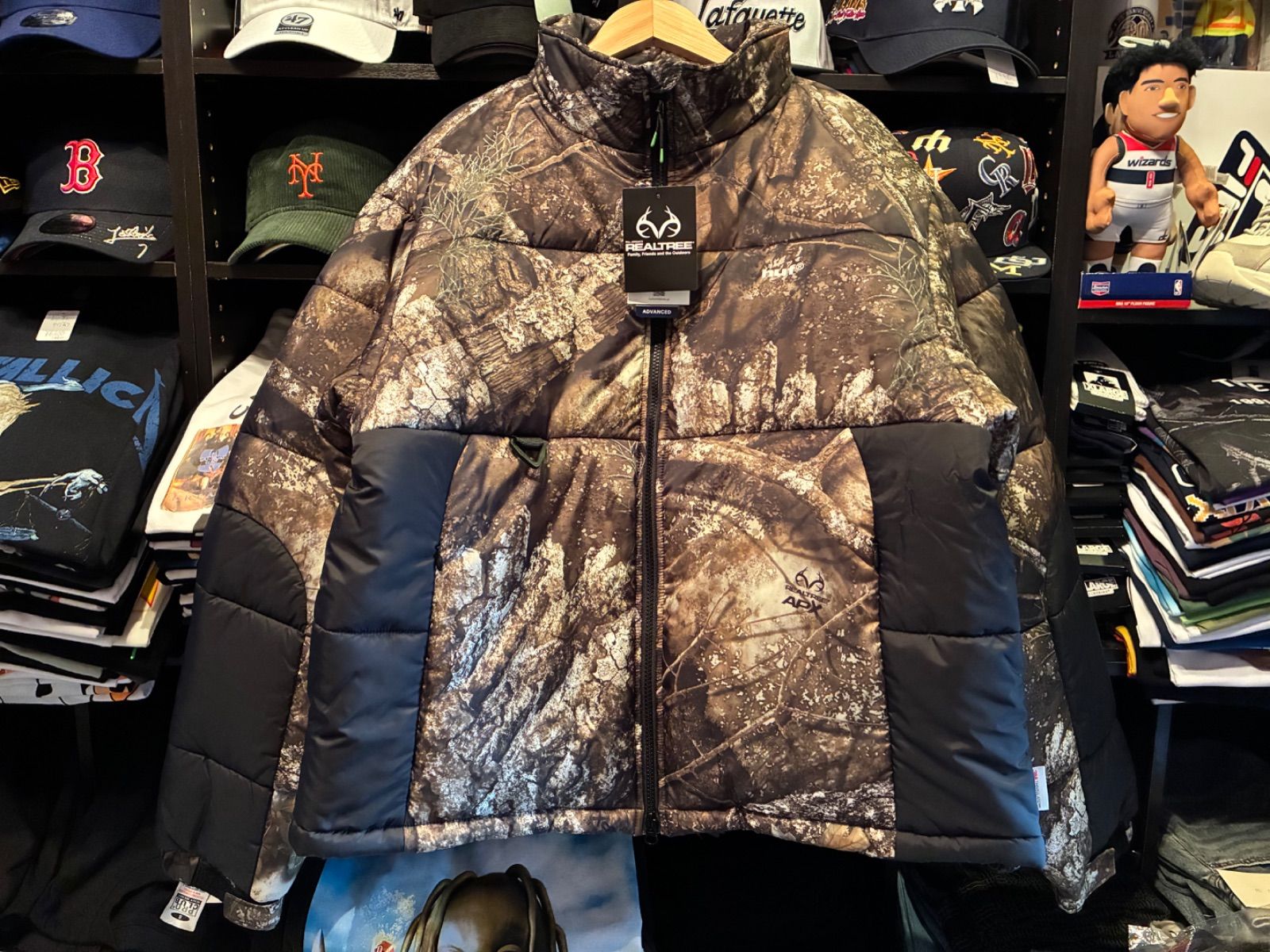 HUF X REALTREE® SEQUOIA PUFFER Lサイズ - メルカリ