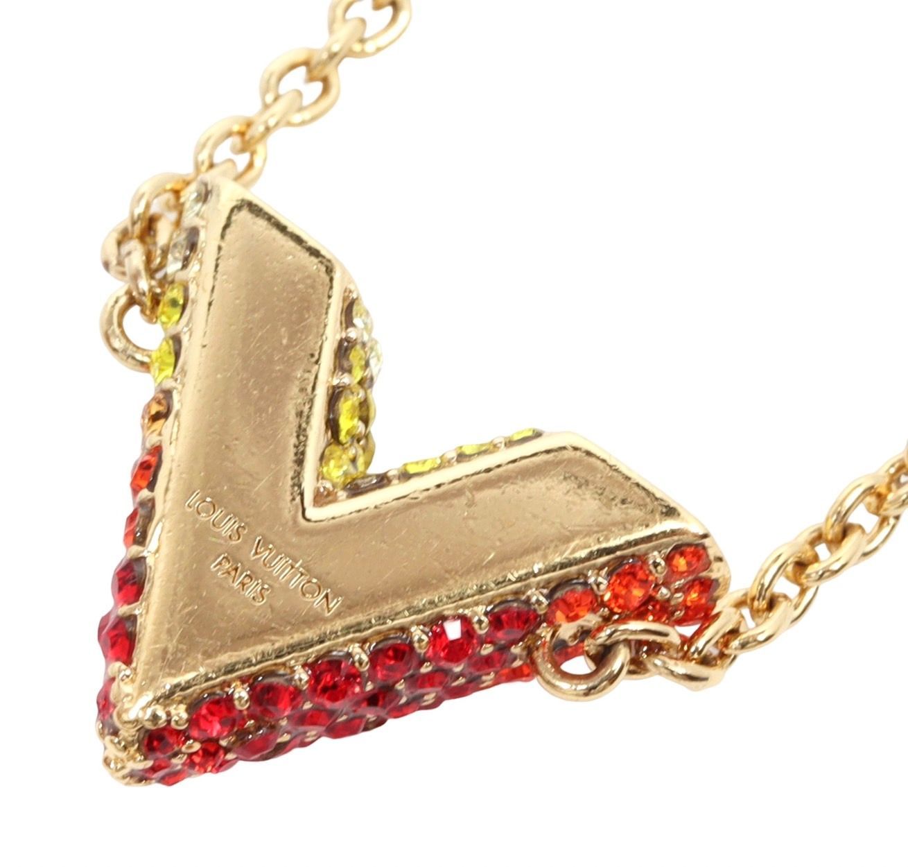 LOUIS VUITTON エッセンシャル V ストラス ピンクM68180