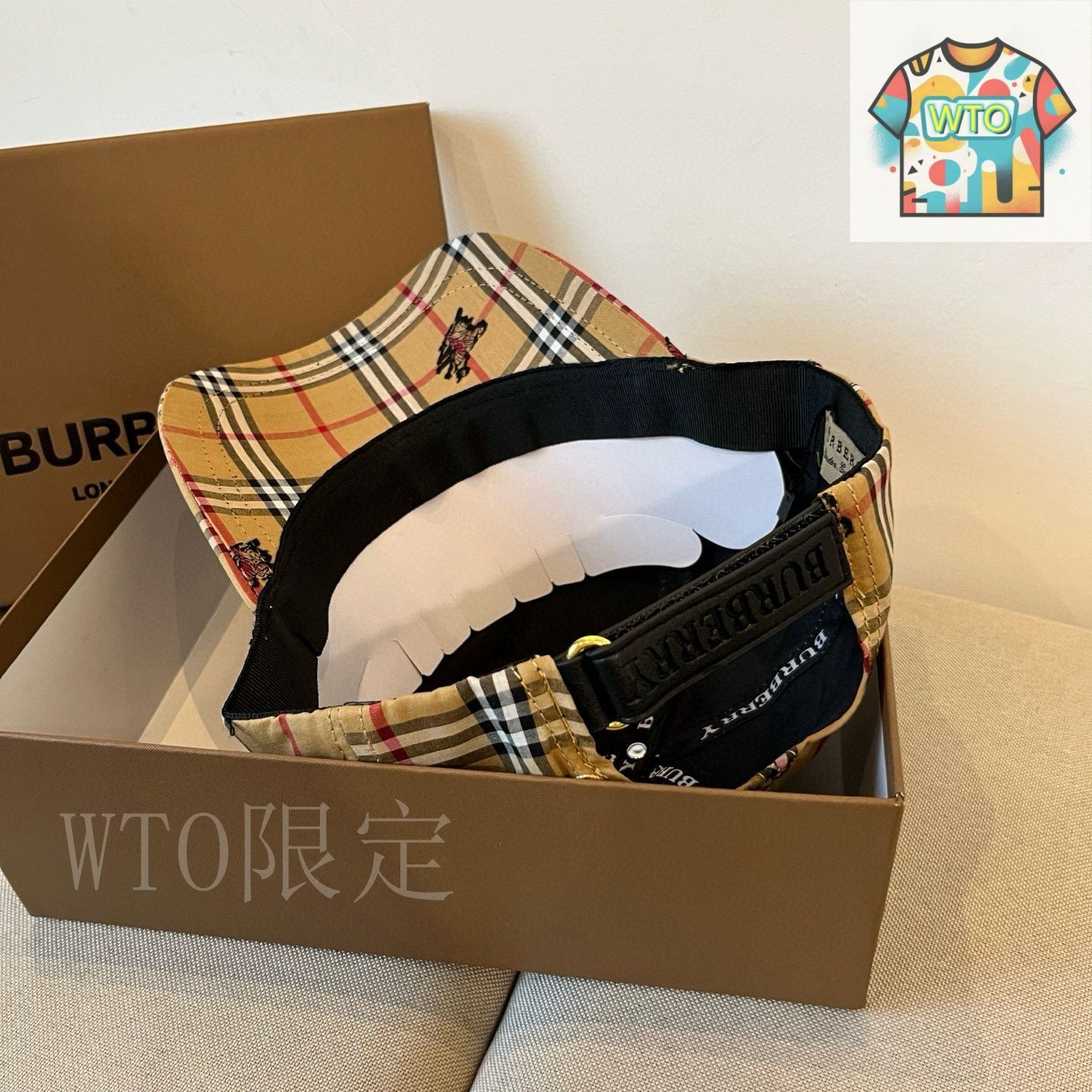 【メルカリに1点】BURBERRY マネーク リップ 新品未使用 メルカリに1点】BURBERRY マネーク リップ 新品未使用 2025年