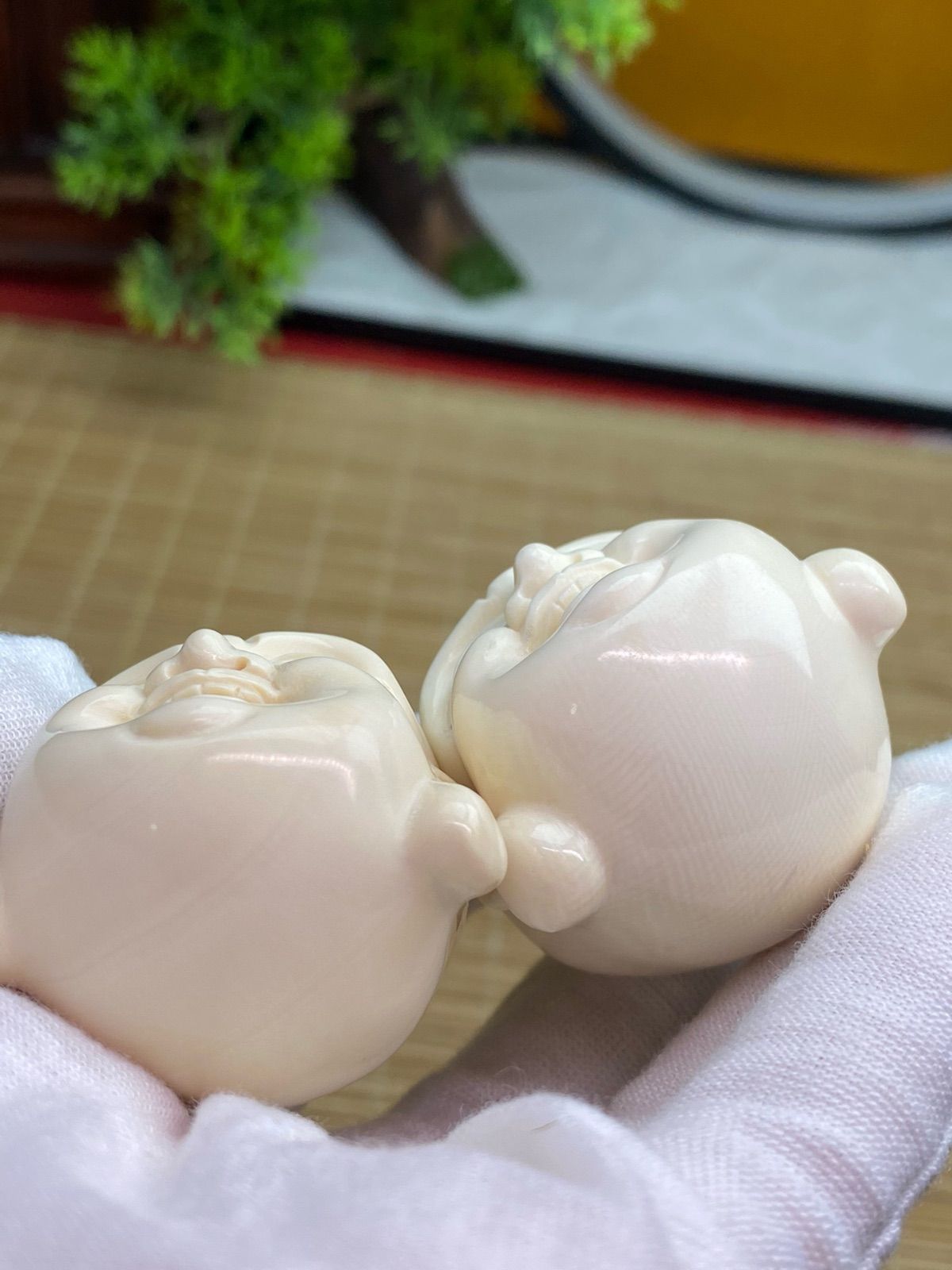 天然マンモス牙美しい手作り彫刻 弥勒仏頭 保健球 天然マンモス牙美しい手作り彫刻 弥勒仏頭 保健球 - メルカリ