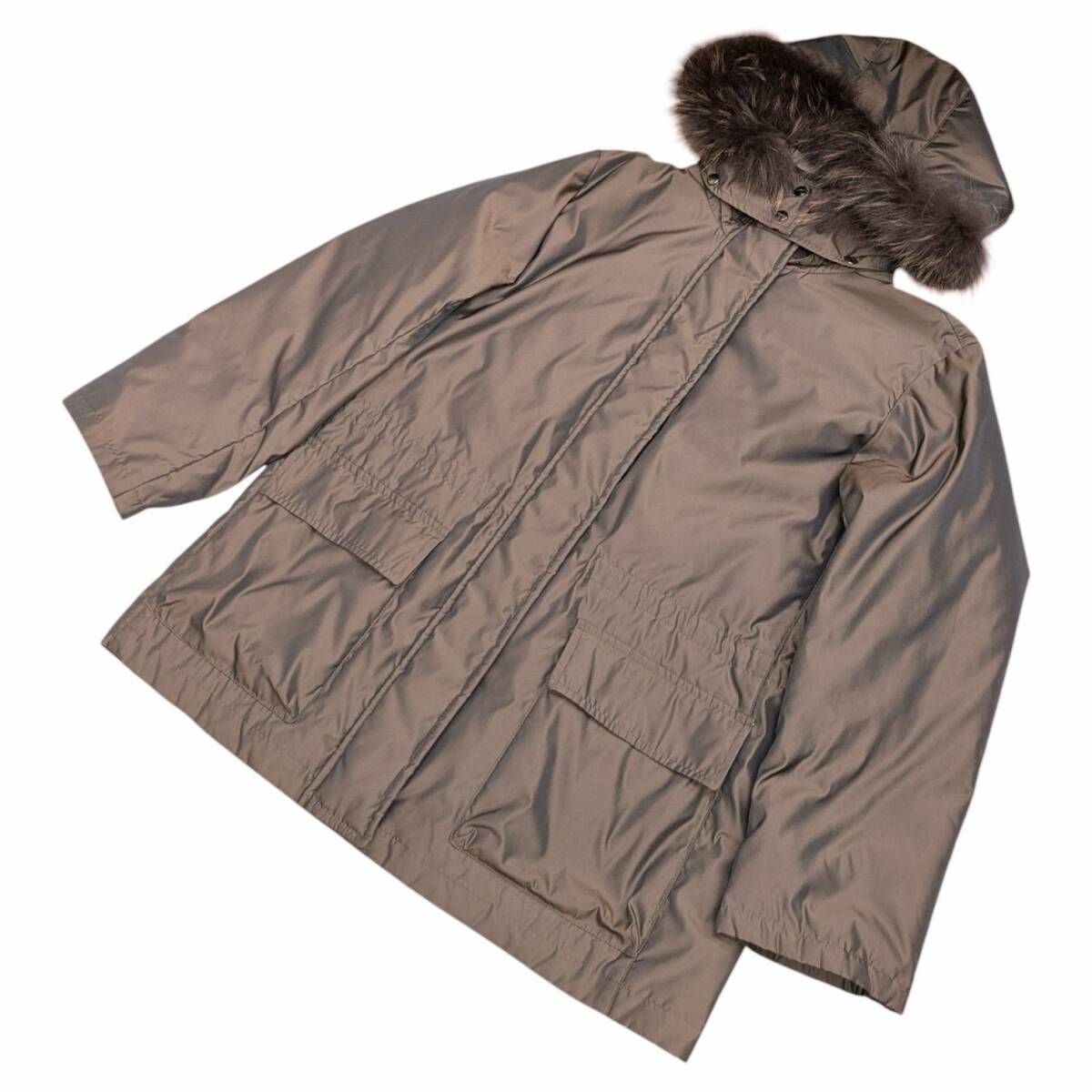 BURBERRY LONDON バーバリー ラクーンファー付ダウンジャケット