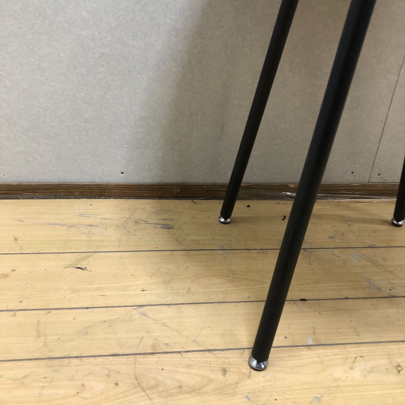 コーヒーテーブル 棚付き