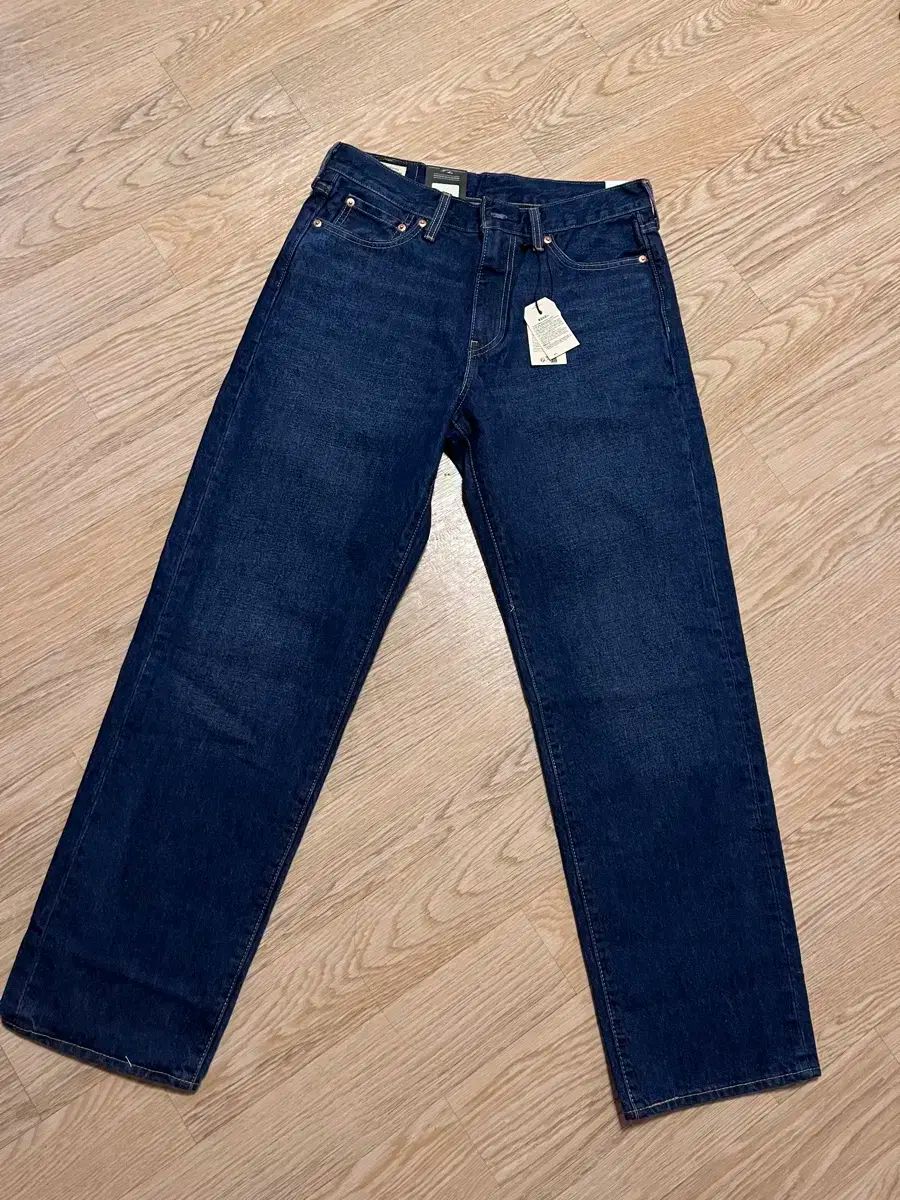 【雷市場（ポンジャン）商品韓国直送】 LEVI'S(リーバイス) 568 デニム 新品 サイズ 30 ）