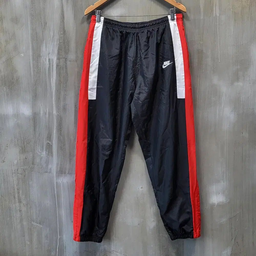 Nike ナイキ トラック ジョガー パンツ|メンズ 32 ー 35 インチ | B455
