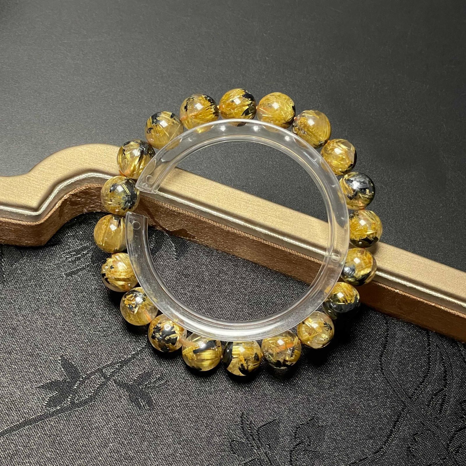 高品質！ゴールドタイチンルチルブレス♡約9㎜金運最近【新品未使用一点限り】 高級 EU製 ☆太陽花タイチンルチル☆黄金針水晶 金運 開運