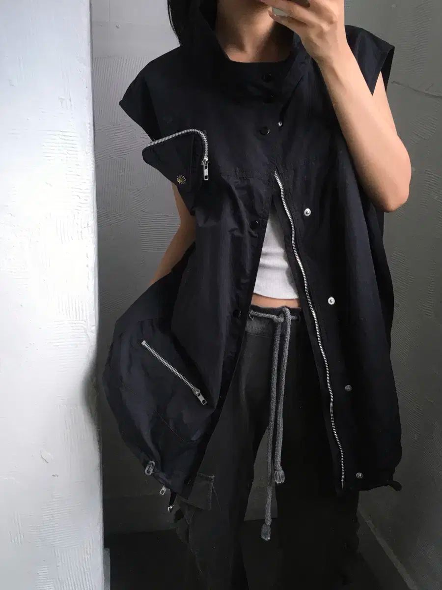 TOGA トーガ ビリリーズ ナイロン タフタ ベスト