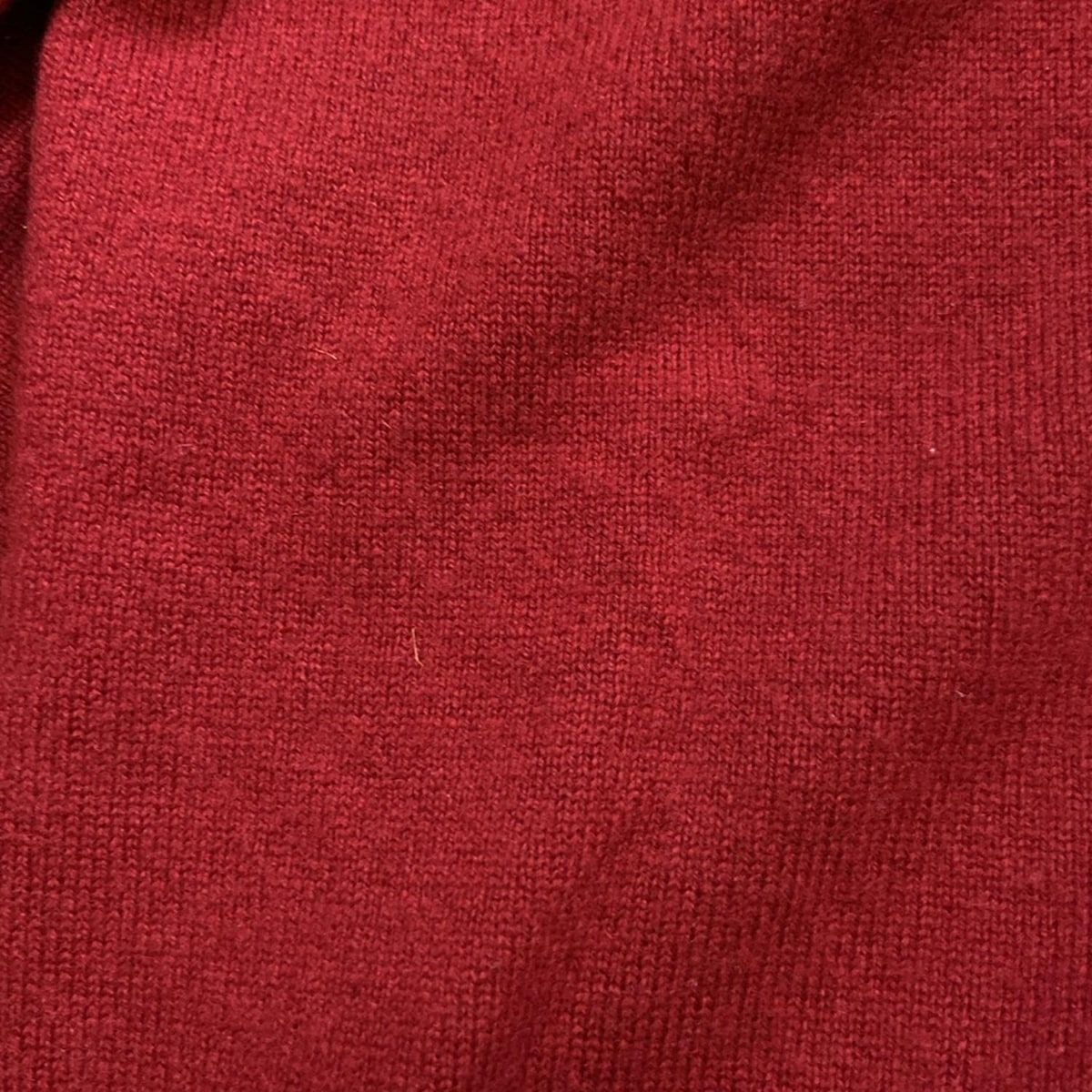 レッド×イエロー×マルチ Vネック