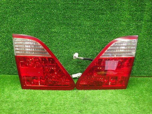 トヨタ GRS180 GRS183 クラウン ロイヤル 後期 内テールレンズ 左右 30-338 LED 済み 250414116