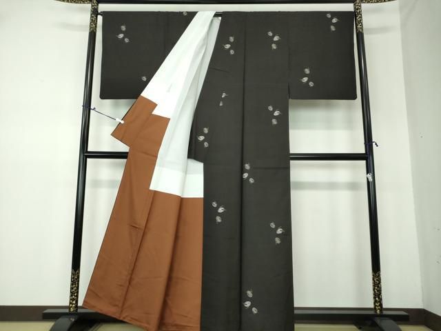 平和屋着物○本場大島紬 9マルキ 総絣 地空 古代染色純泥染 泥の舞  