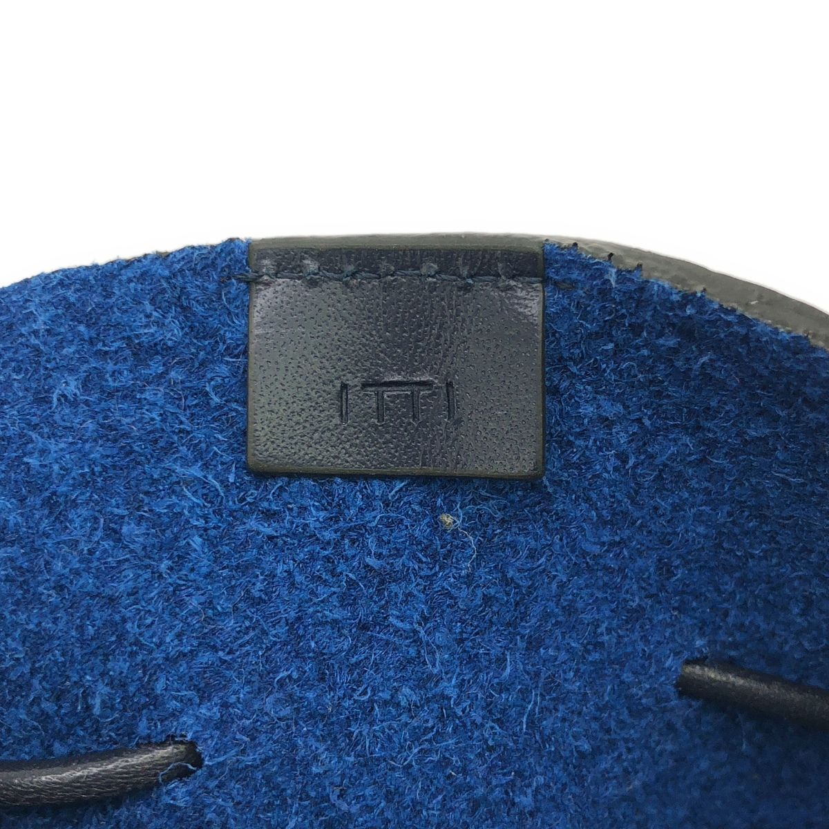 PM ヌバックレザー巾着ポーチ