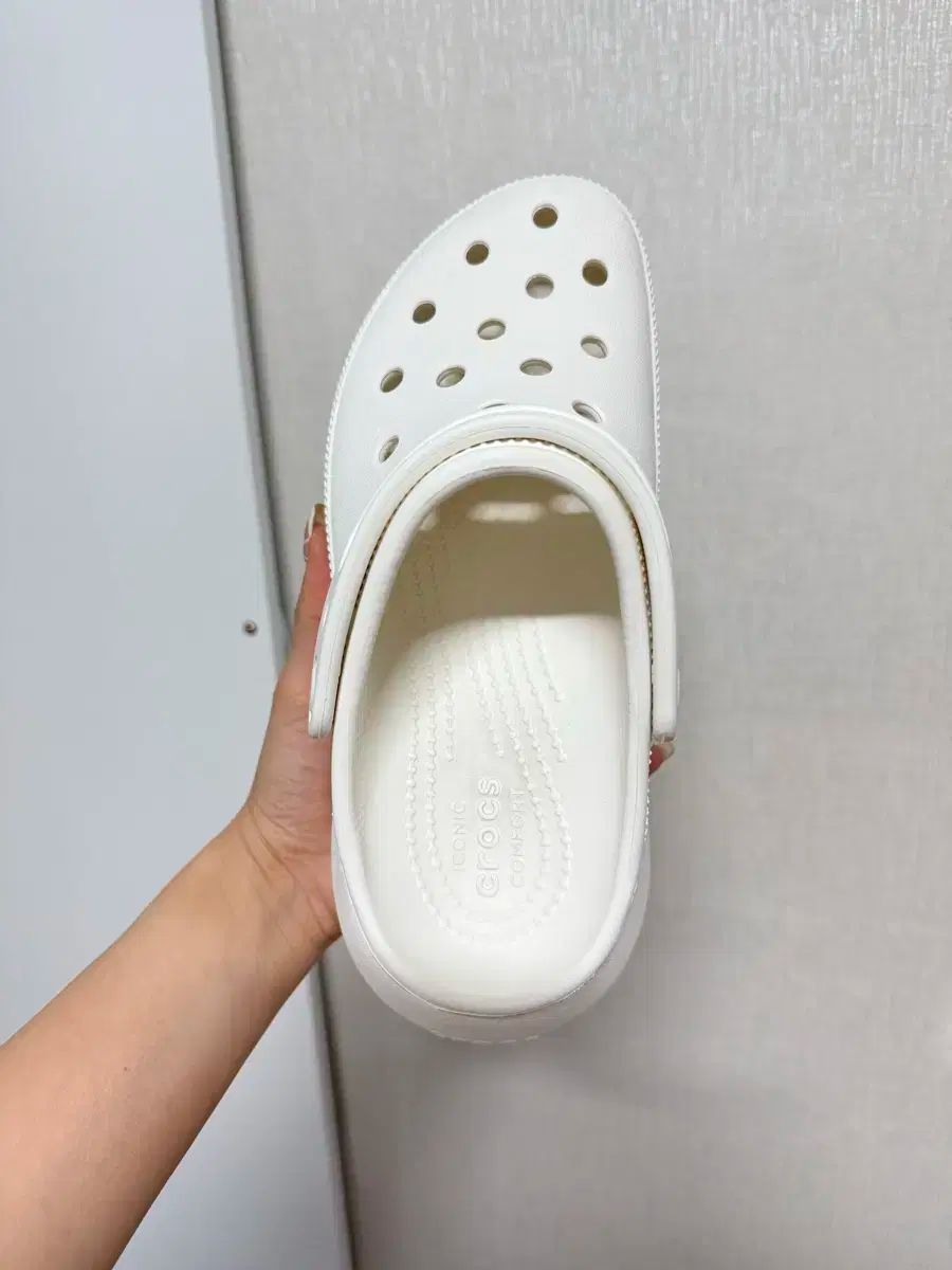crocs クロックス