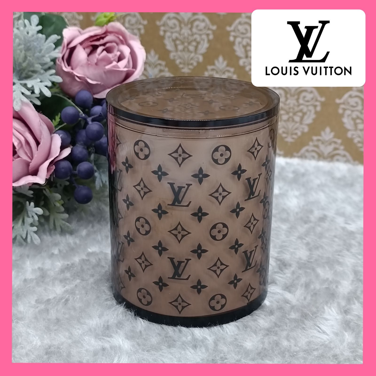 LOUISVUITTON 》 ルイヴィトン モノグラム アロマキャンドルケース ノベルティ ケースのみ 非売品 プラスチックケース 小物入れ  インテリアグッズ 送料無料・匿名配送・最短即日発送いたします！ 603 - メルカリ