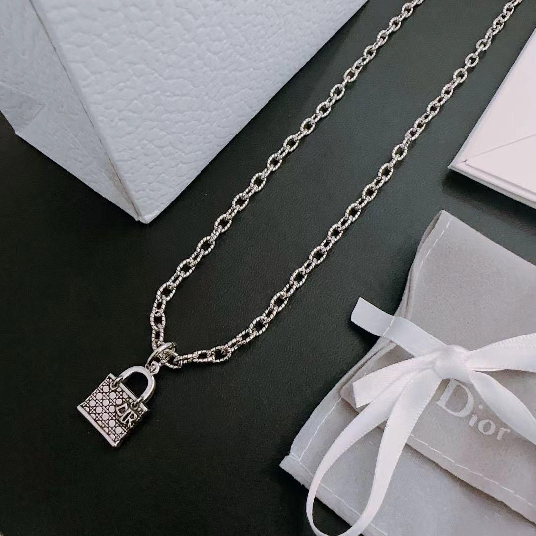 ✨新品✨Diorのバッグネックレス  @July jewelry