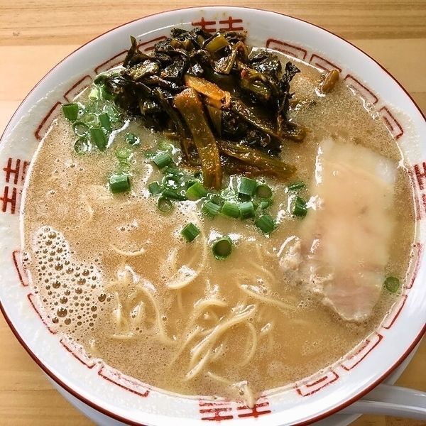 オススメ　福岡　中洲屋台　ピリ辛 博多豚骨ラーメン