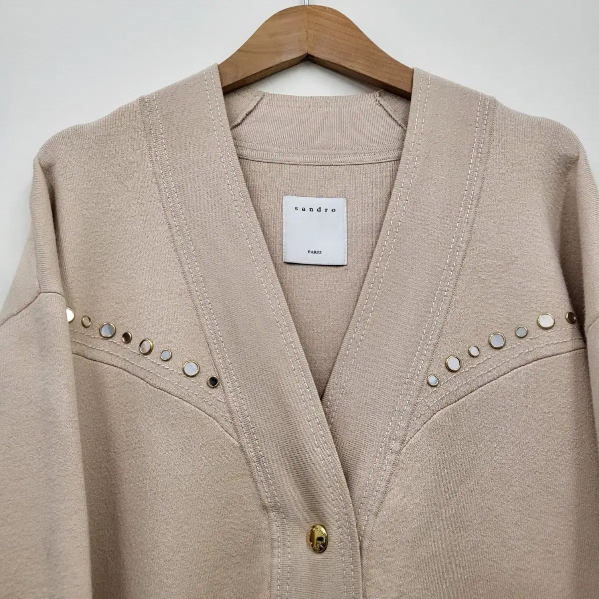 サンドロ スタッズ トリム カーディガン