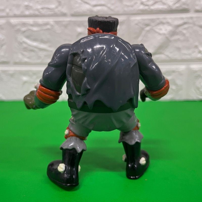 ミュータントタートルズ TMNT フランケンシュタイン・アプリル