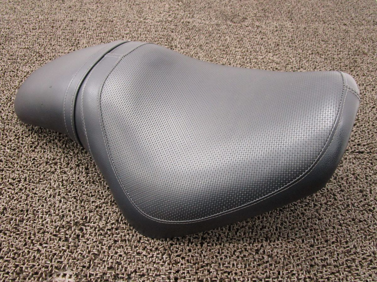 マグナ250S シート □A6132 MC29 ホンダ MC15E V-TWIN MAGNA キャブ車