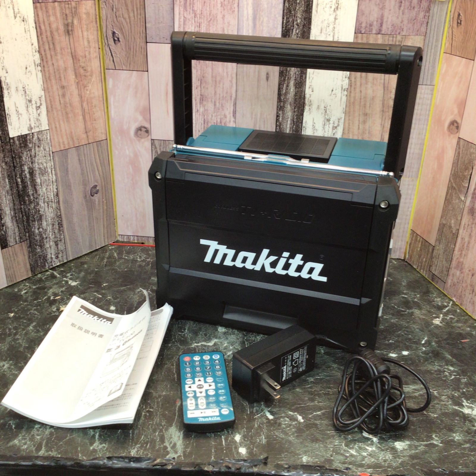 マキタ(makita) コードレスラジオ付テレビ TV100【八潮店】-在庫 マキタ(makita) コードレスラジオ付テレビ TV100【八潮店】-在庫