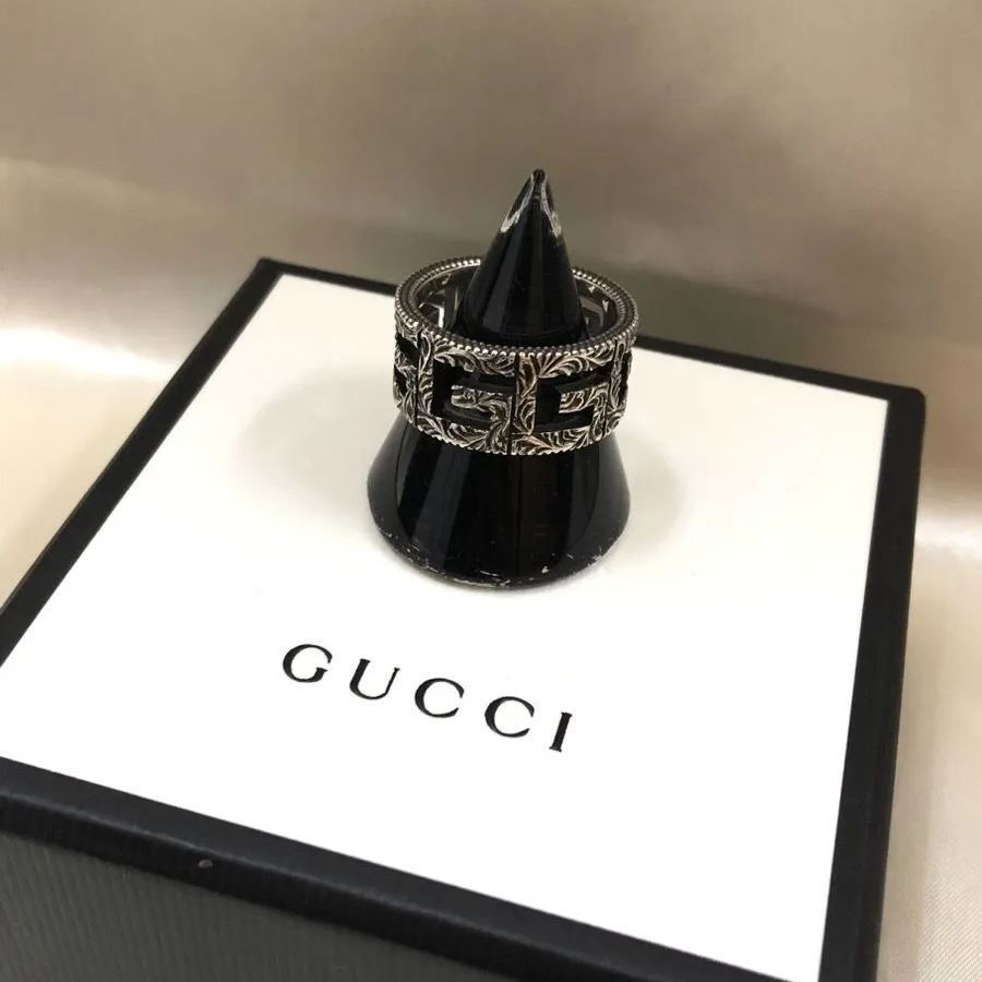 新品未使用 GUCCI グッチ 指輪 アラベスク シルバーリング 21号 GUCCI グッチ Gキューブ アラベスク リング サイズ21 約20号 - メルカリ