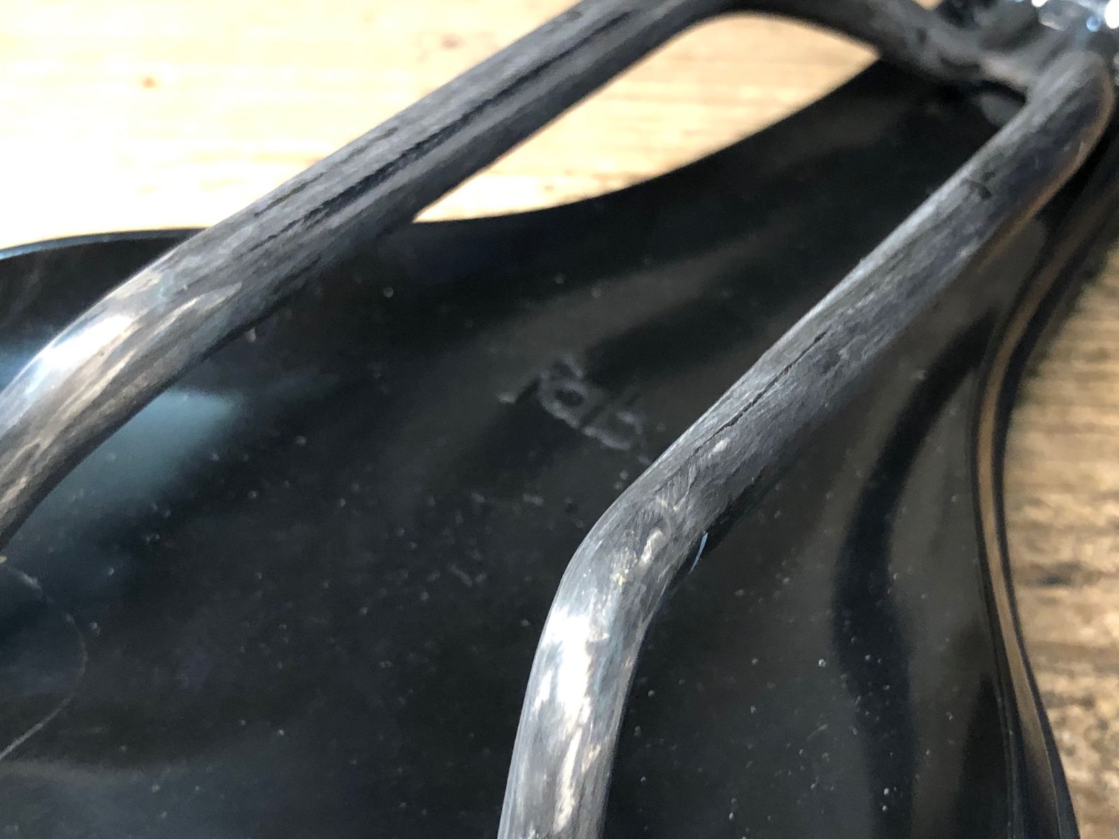 JI918 ファブリック fabric SCOOP SHALLOW PRO TEAM サドル 黒 カーボンレール BRIGHTFACE_UK