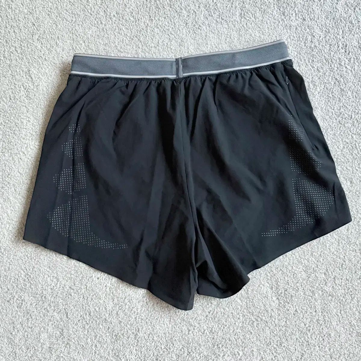 アンダーアーマー