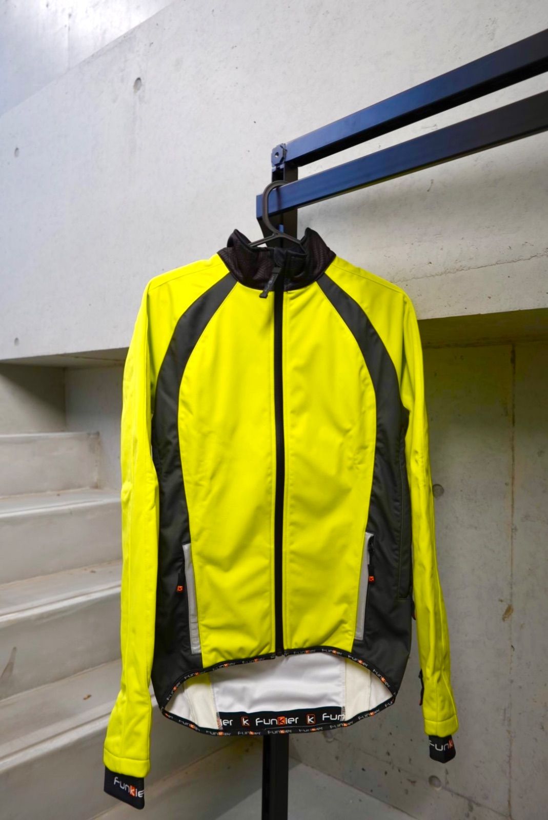 ！！50％オフ！！Funkier Bolzano サイクルジャケット ライム Sサイズ 　men's