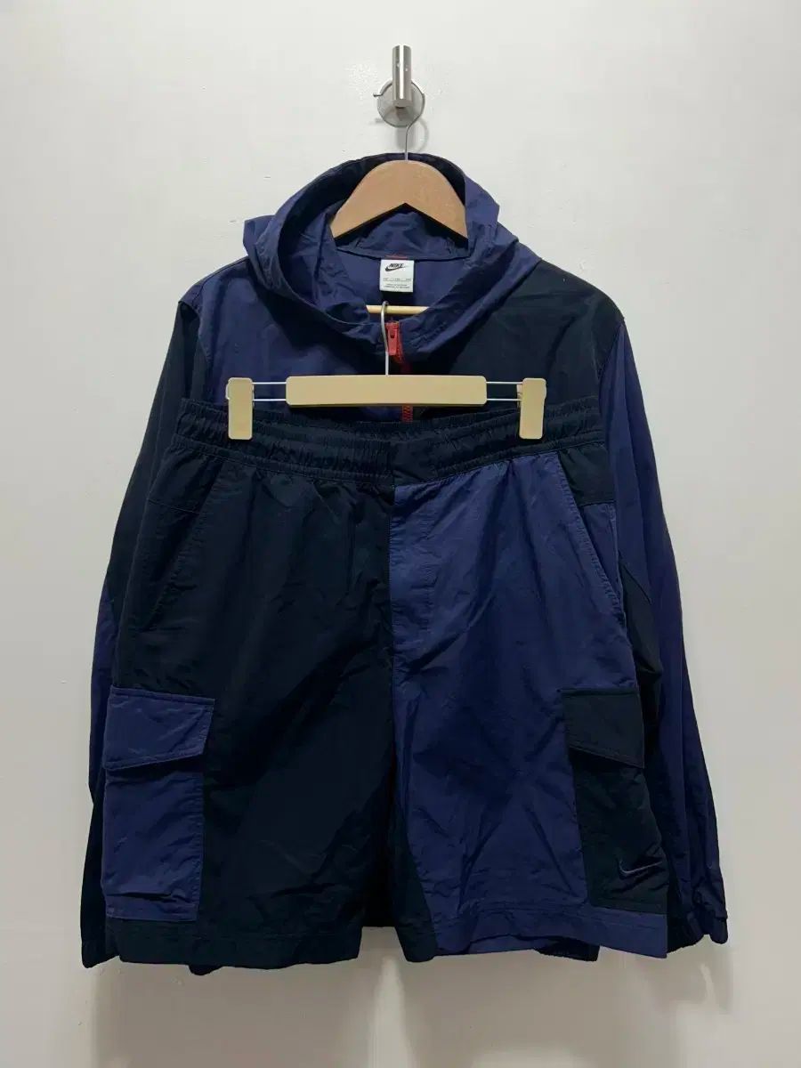 XXL NIKE ナイキ ウィンドブレーカー ハーフパンツ セットアップ ネイビー|ブラック