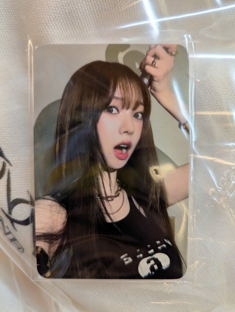 aespa 2025 aespa LIVE TOUR SYNK:aeXIS LINE KARINA BAG SET aespa