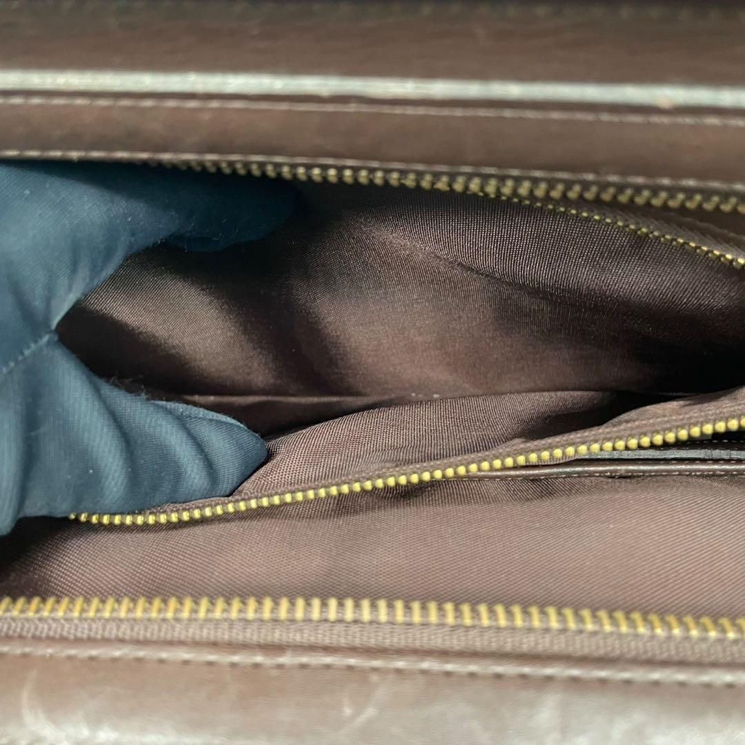 ビジネスバッグ