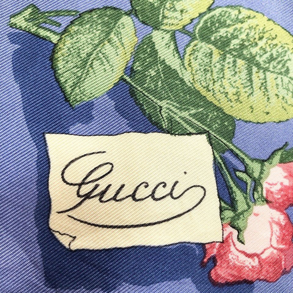 GUCCI グッチ ミニスカーフ 42×42 フローラ 花柄 ロゴ ブルー系 総柄