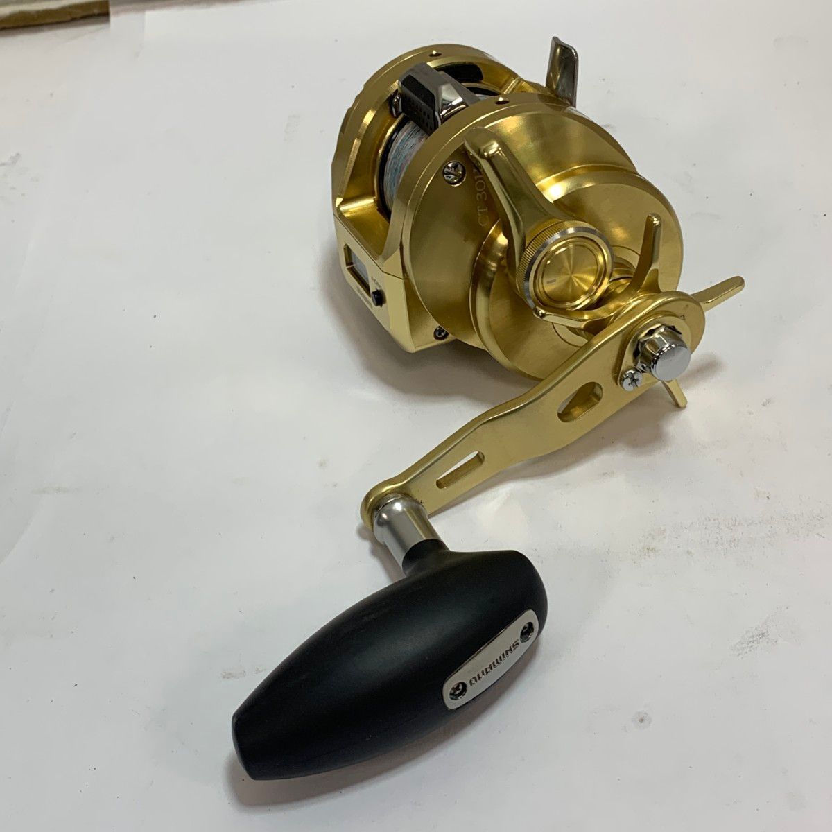 美品　SHIMANO シマノ オシア コンクエスト CT301HG 03822 シマノ オシア コンクエスト CT 301HG 左 (リール) 価格比較