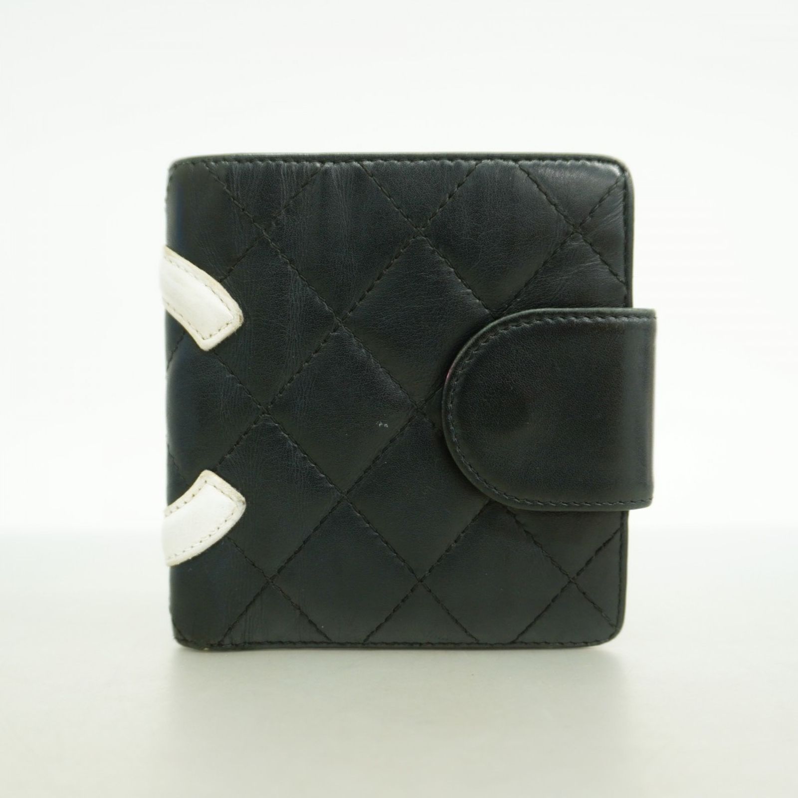 Chanel シャネル