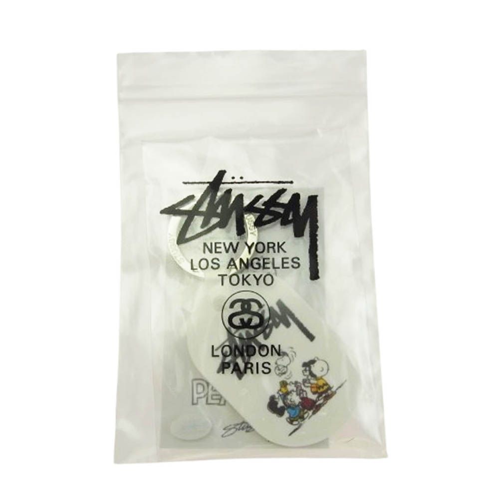 激レア限定コラボ☆ステューシー×スヌーピーSTUSSYキーホルダーpeanuts 激レア限定コラボ☆ステューシー×スヌーピーSTUSSYキーホルダーpeanuts