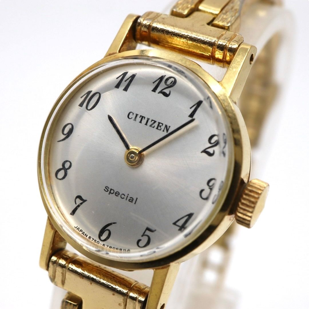 レトロ ラタンドレッサー 鏡台 アンティーク 美品 ヴィンテージ ラタン ドレッサー 鏡台 籐 アジアン 昭和レトロ - メルカリ