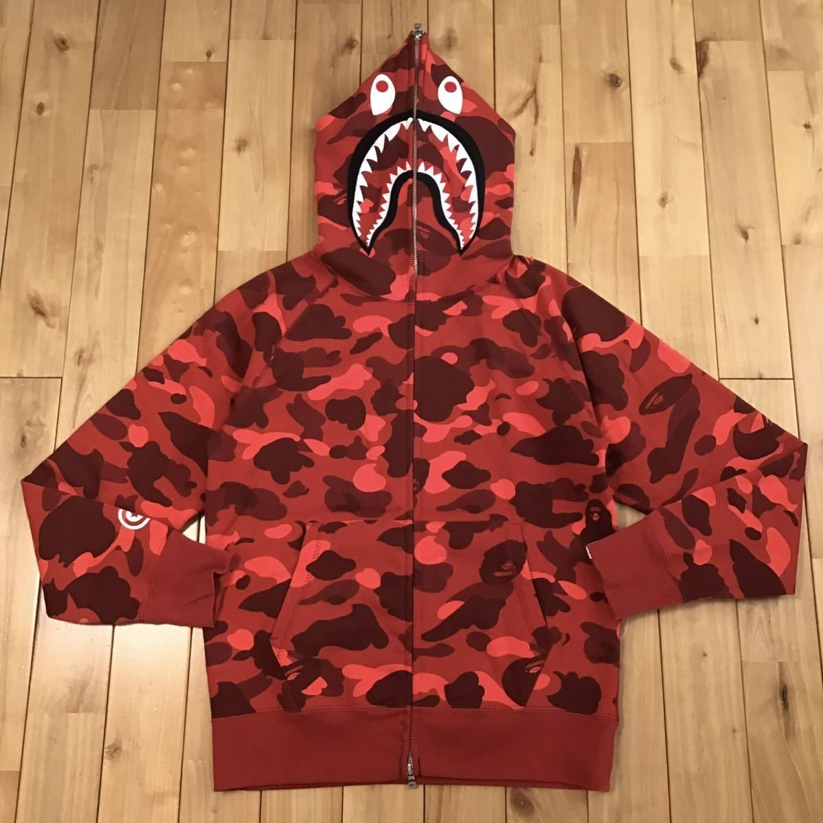 送料込み】美品 A Bathing APE シャークパーカー Mサイズパーカー