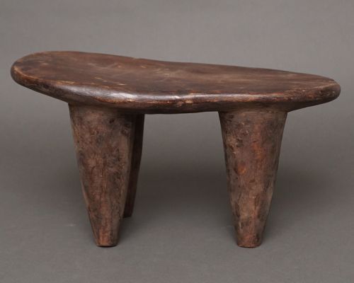 へへ族のアフリカンスツール （stool-03018 SENUFO STOOL 木彫り