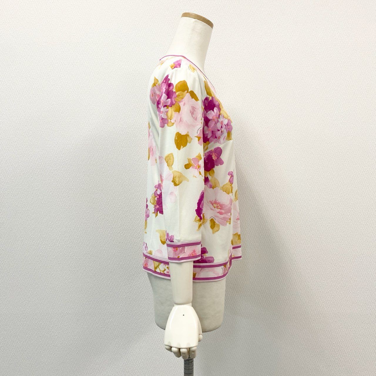 46e9 【美品】LEONARD レオナール 花柄プリント カンカン素材 長袖