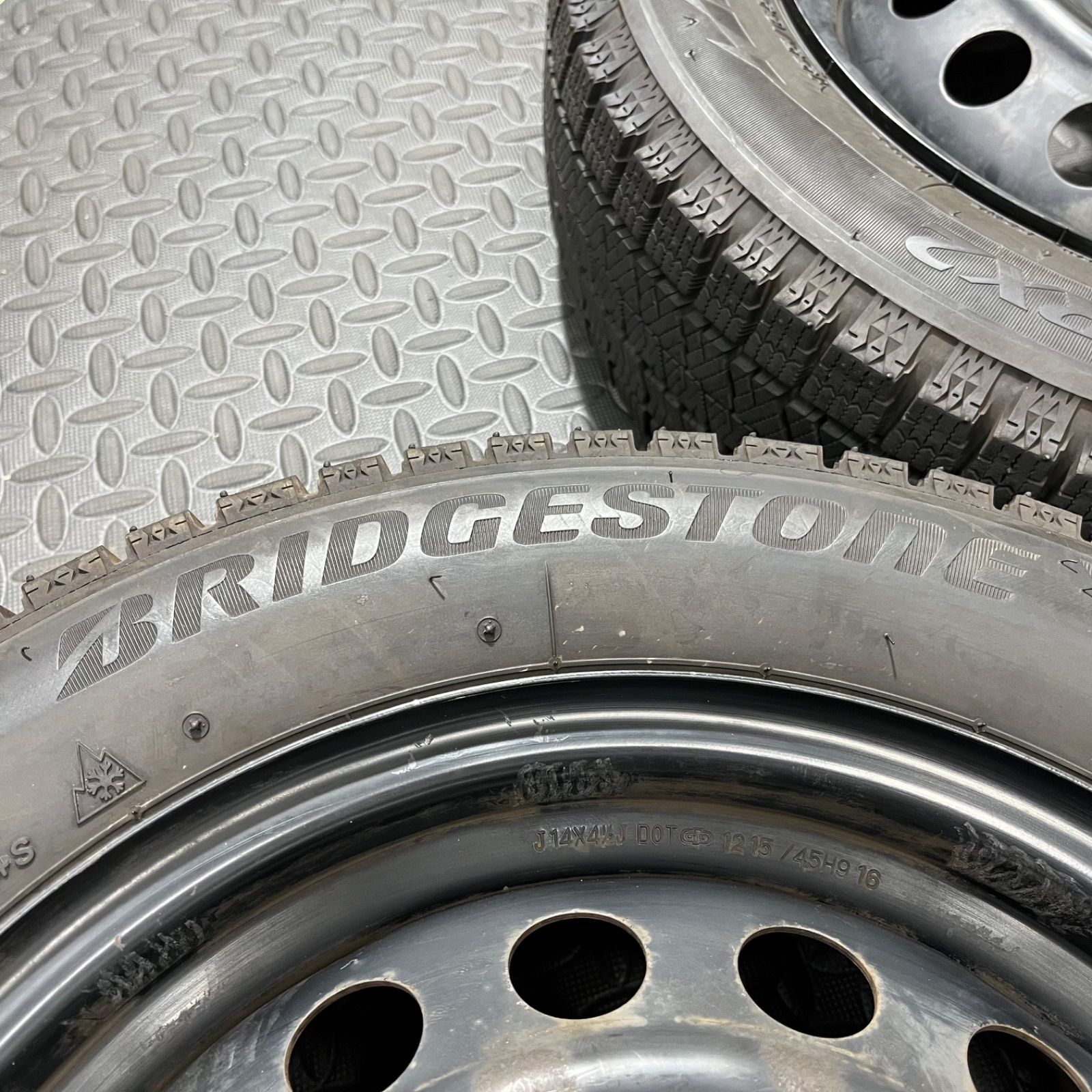 ブリヂストン ブリザックVRX2