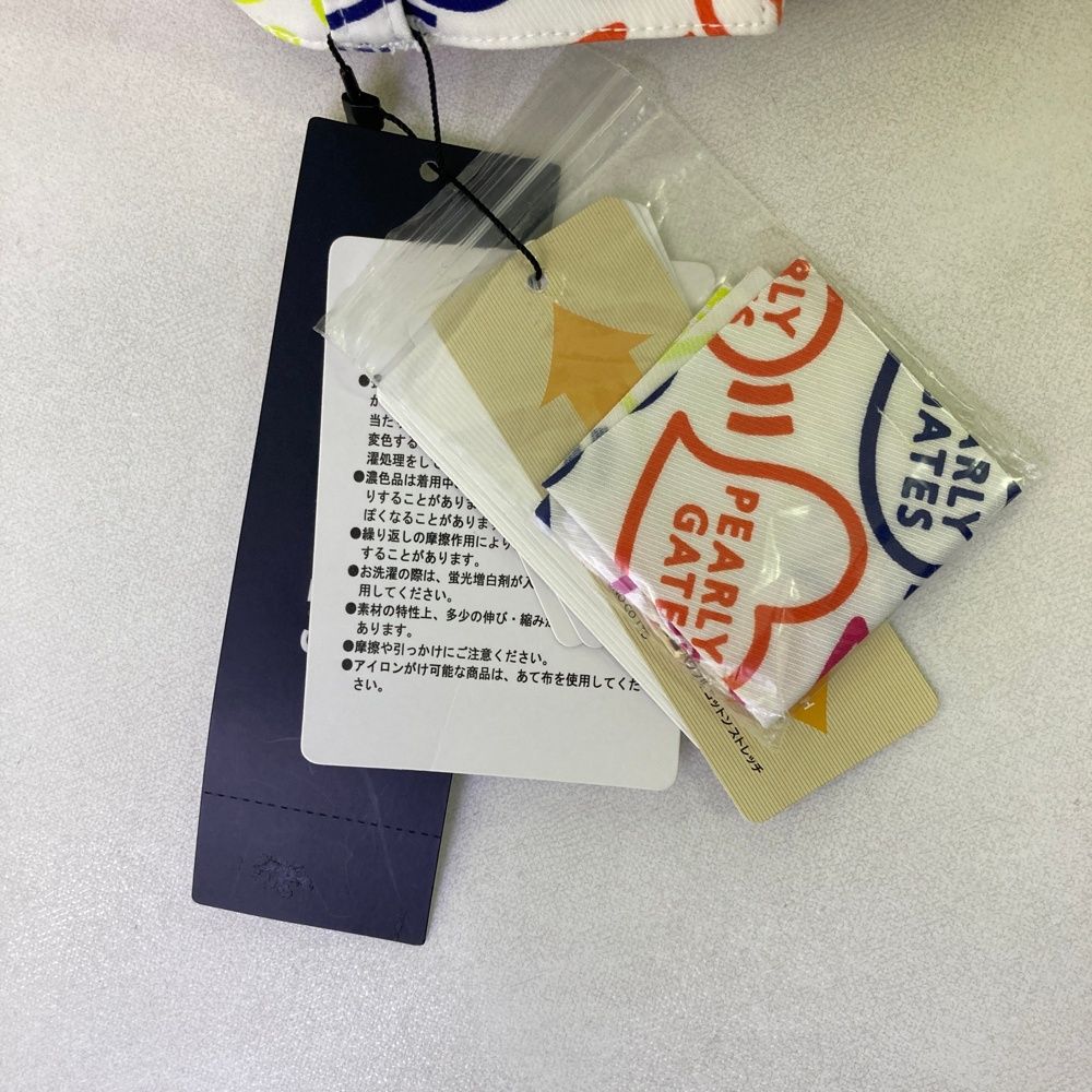 ロゴハート柄 ホワイト系