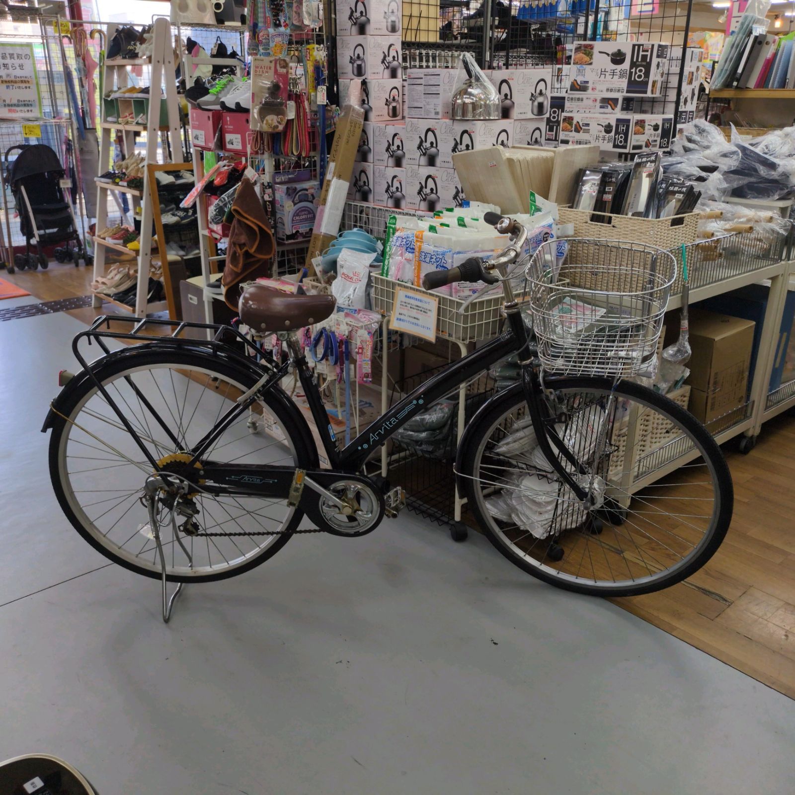 J068 ☆サビキズ使用感☆軽快自転車☆Arvita☆6段☆LEDオート☆26インチ